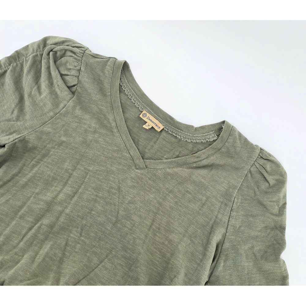 Democracy Women Size M Olive Green Cottagecore Puff Sleeve V Neck Cotton Tee